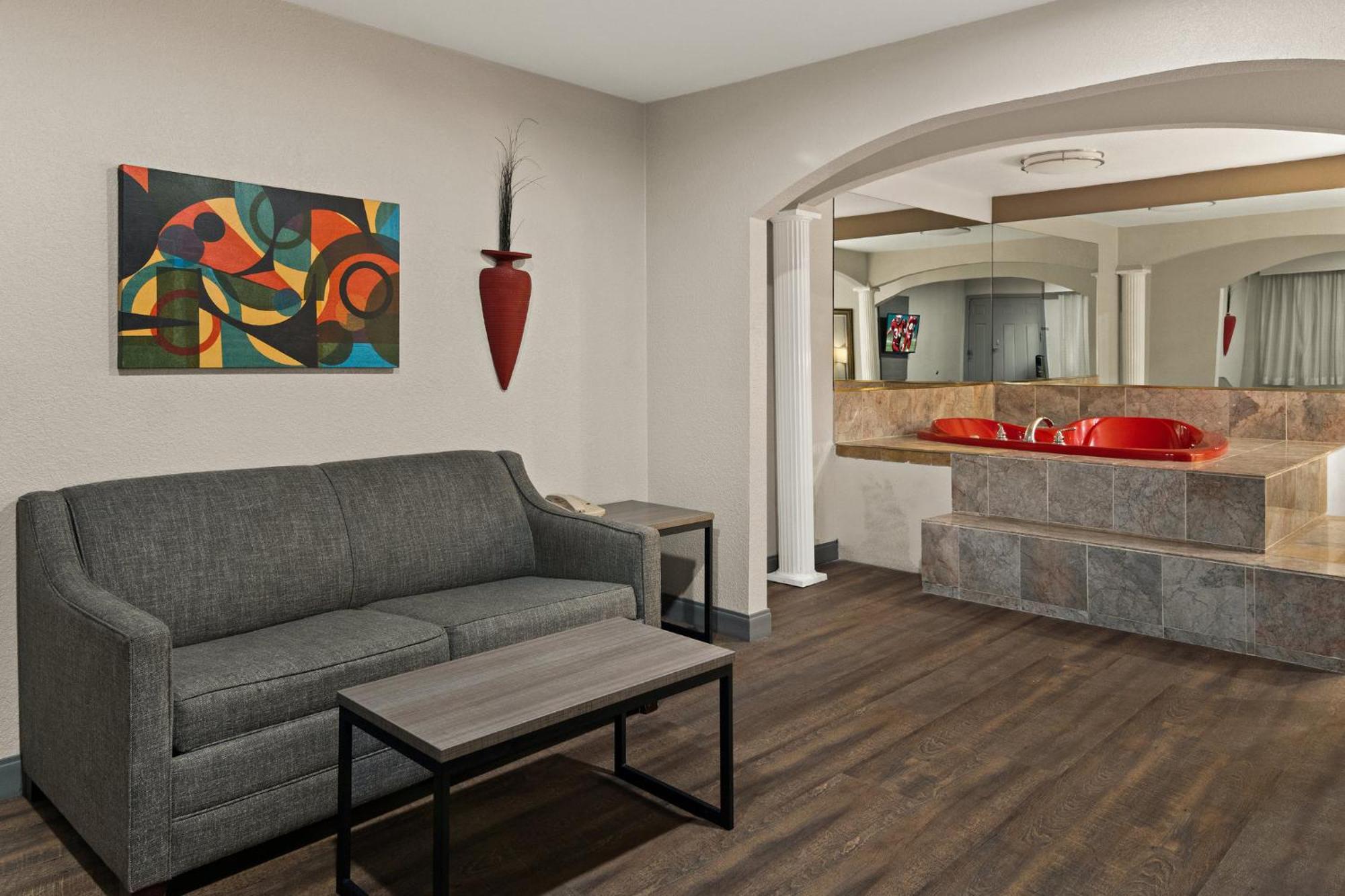Red Roof Inn & Suites Irving - Dfw Airport South Dış mekan fotoğraf